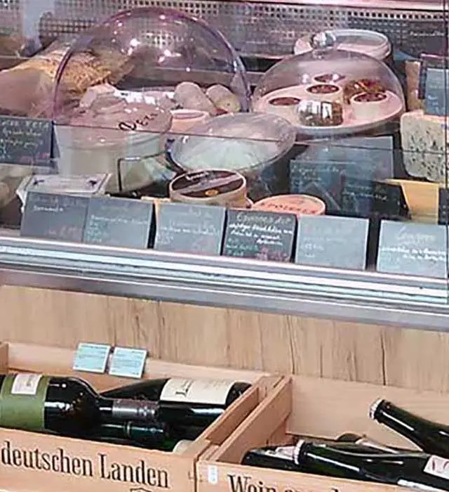 Chez Martin Ihre Käse- & Weintheke in Potsdam-Babelsberg. Große Auswahl an französischem Käse – viele bio & handwerklich hergestellt.